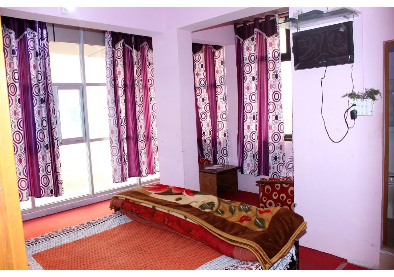 Ishwari Narayani Hotel Joshīmath Extérieur photo